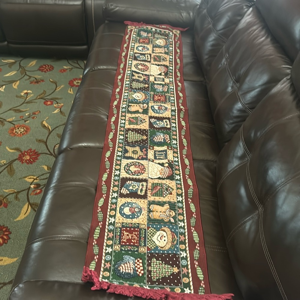 Christmas design table runner